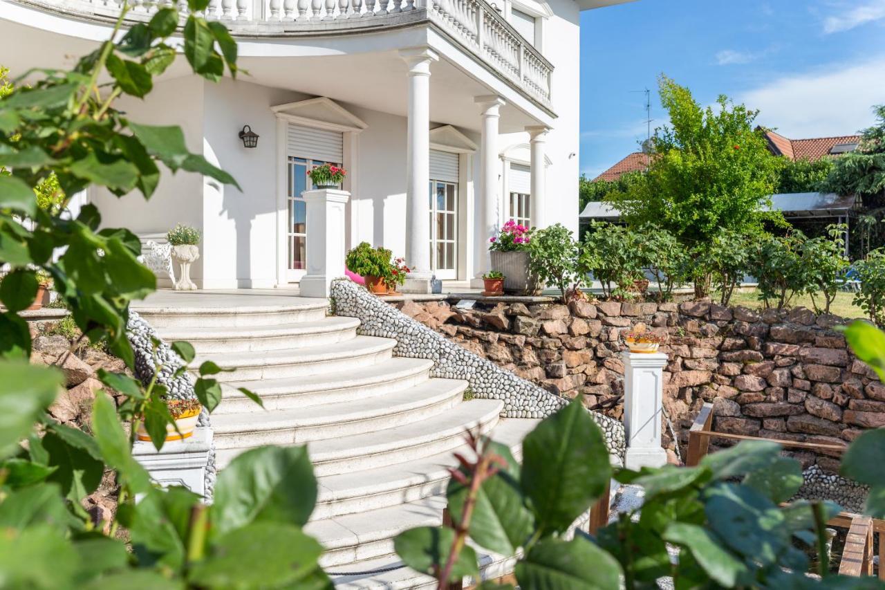 White House Apartment Lainate Exterior photo