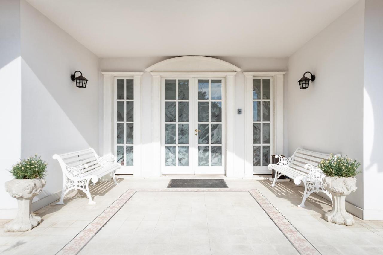 White House Apartment Lainate Exterior photo